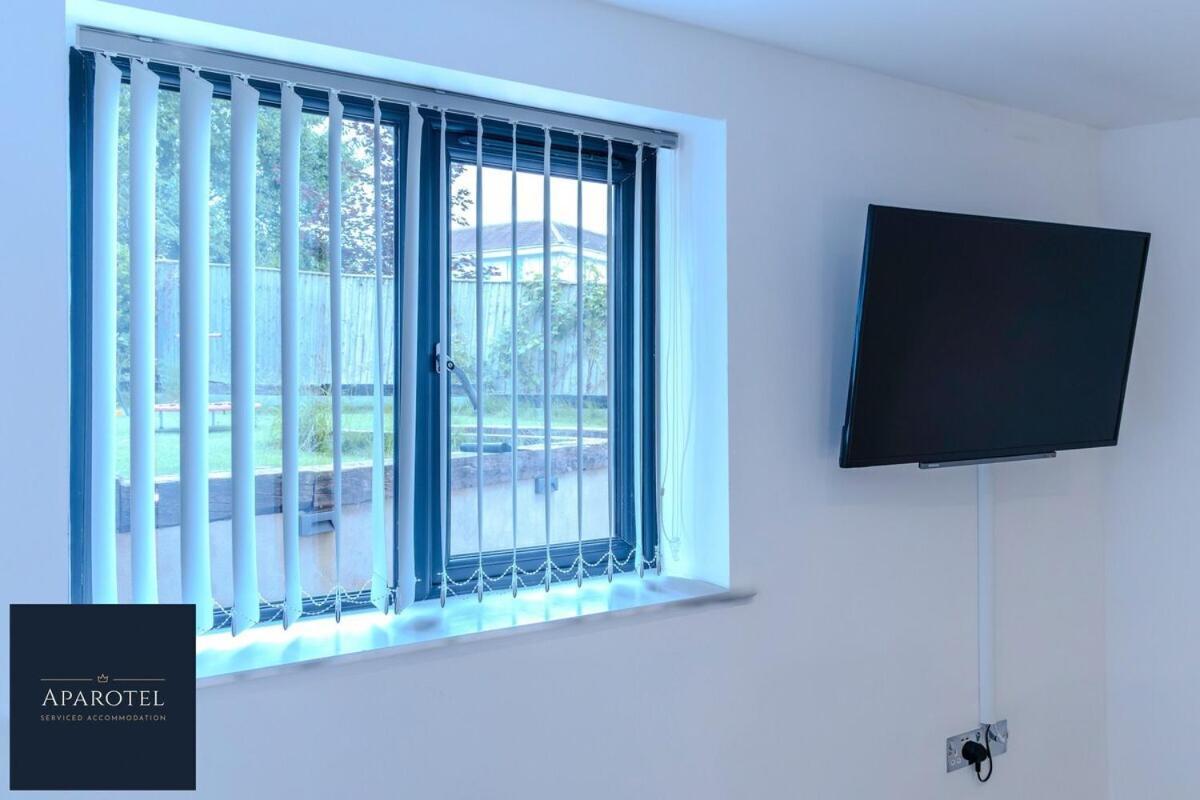 Aparotel Serviced Apartments - Stonehenge, Amesbury Town Centre Room photo