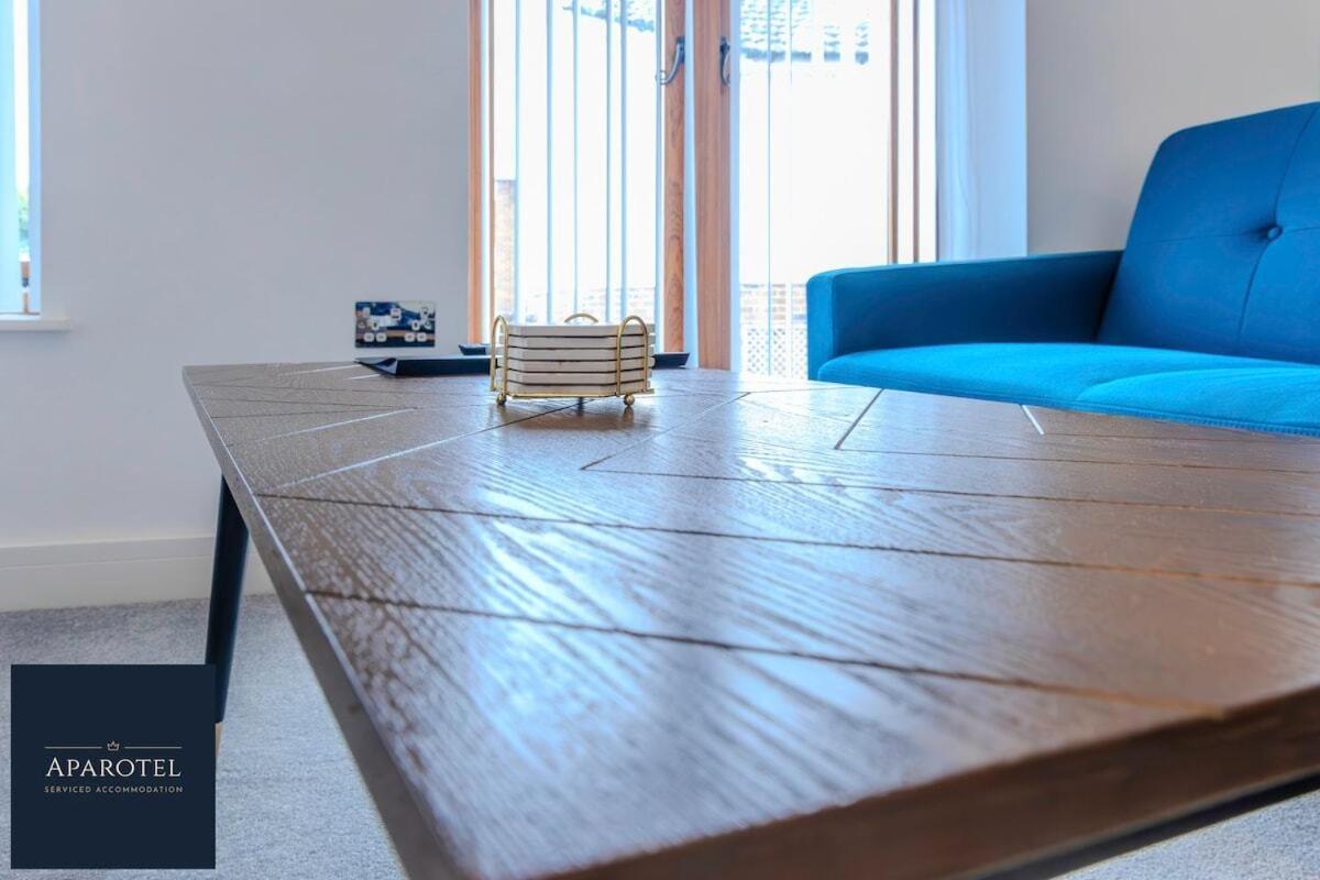 Aparotel Serviced Apartments - Stonehenge, Amesbury Town Centre Room photo