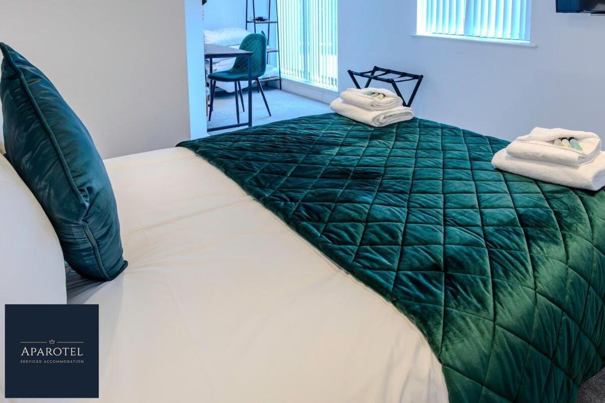 Aparotel Serviced Apartments - Stonehenge, Amesbury Town Centre Room photo